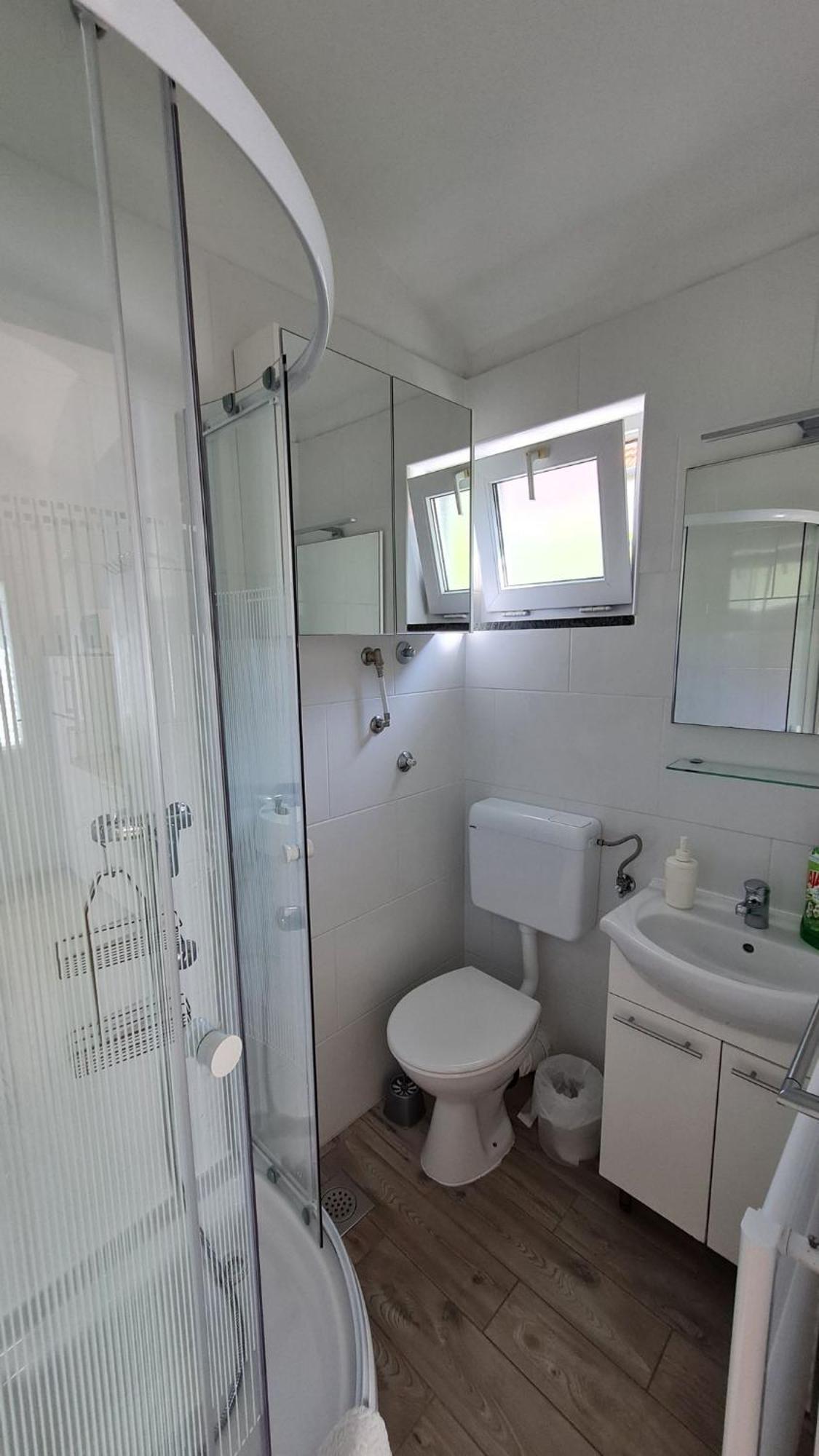Apartmani Ela Prvić Luka Εξωτερικό φωτογραφία
