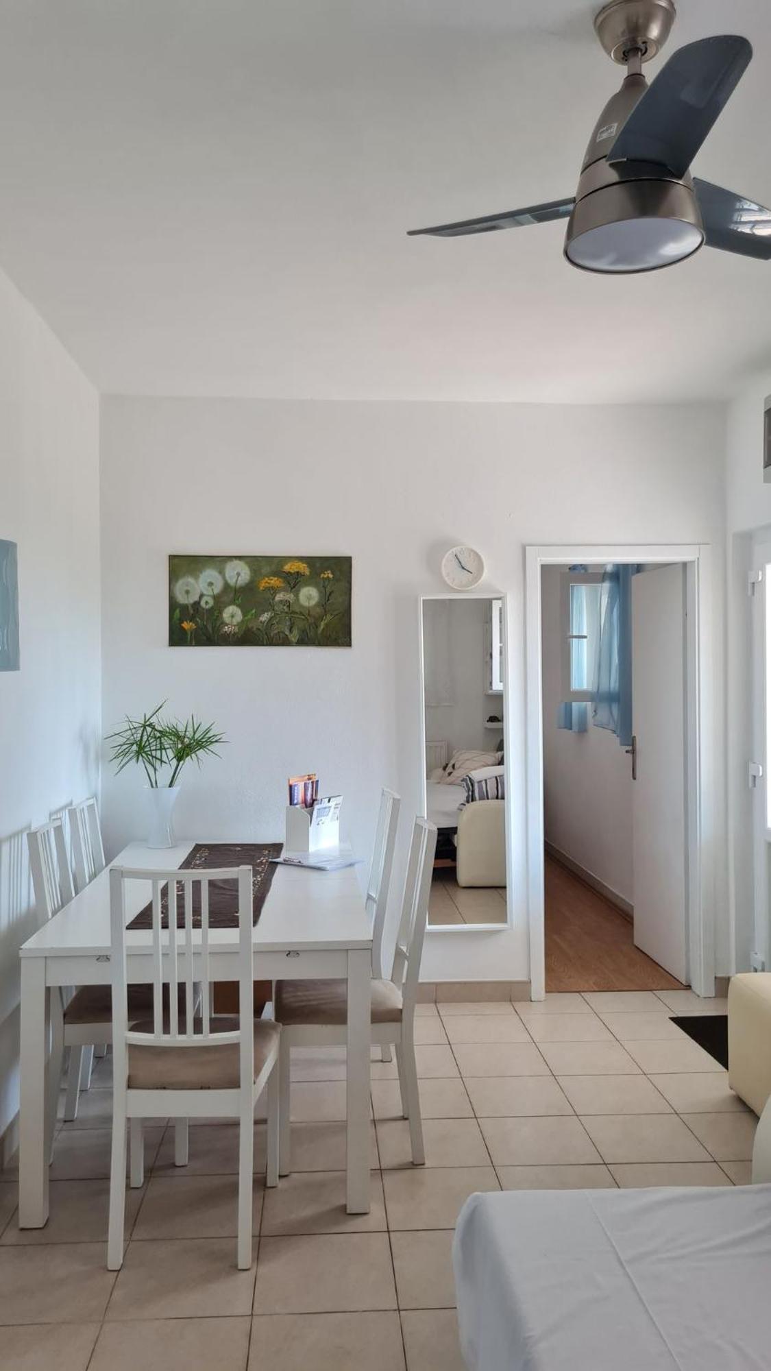 Apartmani Ela Prvić Luka Δωμάτιο φωτογραφία